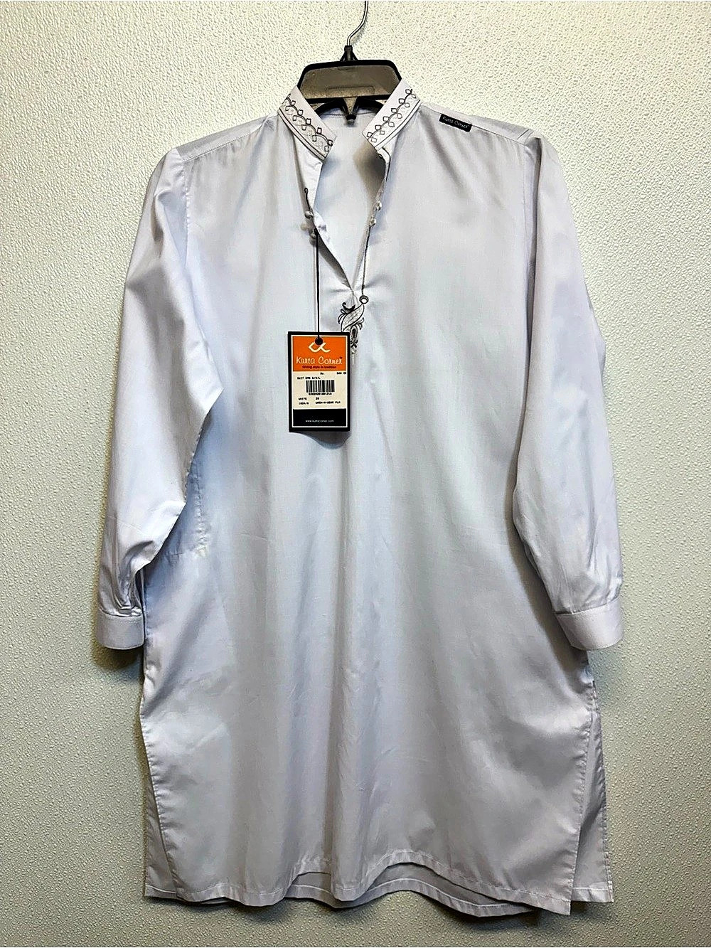Kurta Corner Suit Emb B/2/L Embroidered White Tunic Size 28 NWT (E-67)